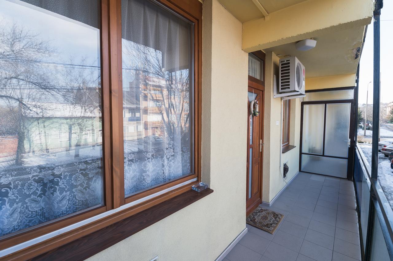 Lujzi Apartman Eğri Dış mekan fotoğraf