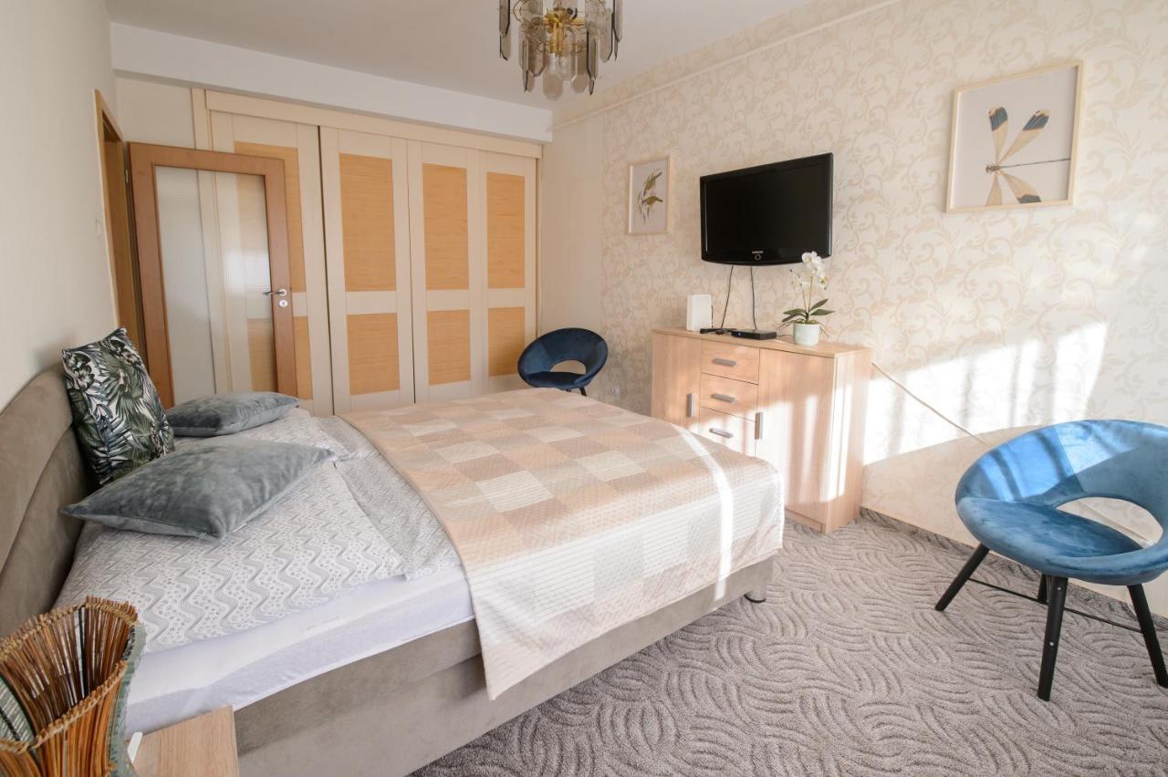 Lujzi Apartman Eğri Dış mekan fotoğraf