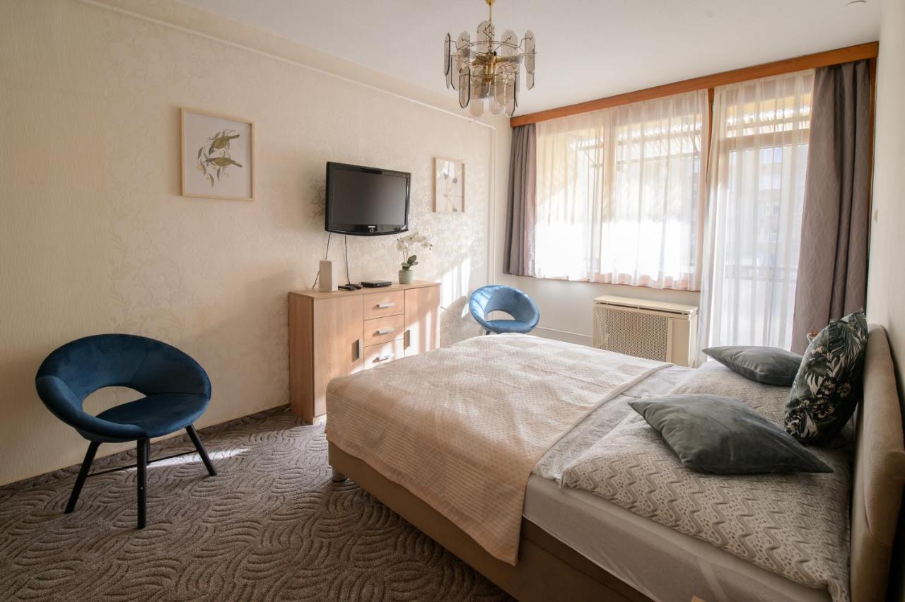Lujzi Apartman Eğri Dış mekan fotoğraf